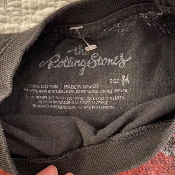 Urban Outfitters Rolling Stones Top - Picture 2 of 2